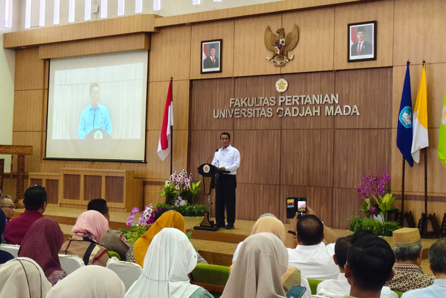Menteri Pertanian (Mentan) Andi Amran Sulaiman saat di Fakultas Pertanian UGM, Kamis (15/10/2026). Foto: Panji/kumparan