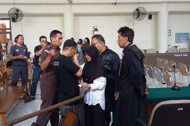 Kepala Sekolah Daycare Little Aresha, Anita Palupy Indahsari, dituntut 10 tahun penjara oleh jaksa penuntut umum (JPU) dalam sidang kasus kekerasan dan penelantaran anak di Pengadilan Negeri Yogyakarta, Kamis (15/10/2026). Foto: Dok. Istimewa