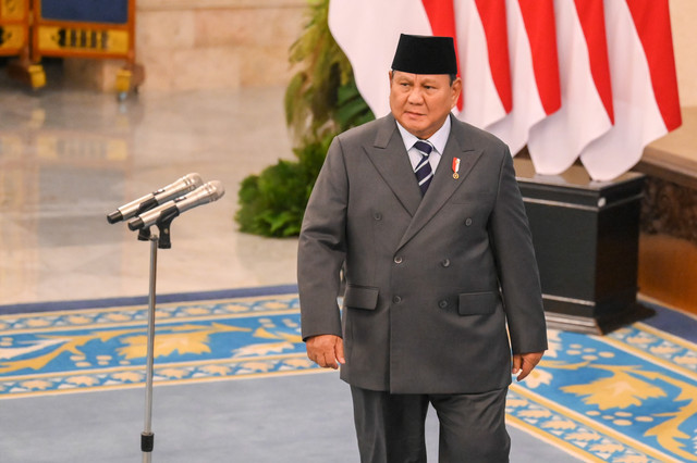 Presiden Prabowo Subianto bersiap melantik wakil menteri serta kepala dan wakil kepala badan di Istana Negara, Jakarta, Kamis (15/10/2026).  Foto: Hafidz Mubarak A/ANTARA FOTO