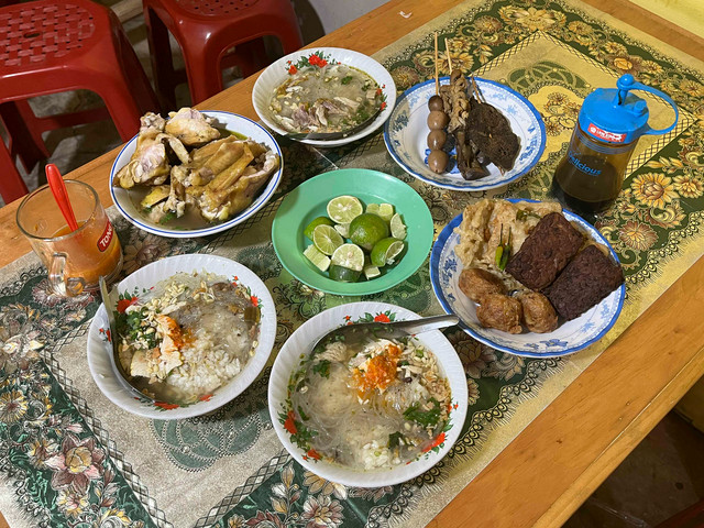 Soto Kwali Klaten Rp 7.500 di Pejaten, Jakarta Selatan. Foto: Azalia Amadea/Kumparan