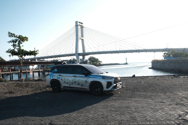 Toyota Veloz Hybrid EV ekspedisi Lintas Nusa 2.0. Foto: Dok: kumparan/Aditya Niagara