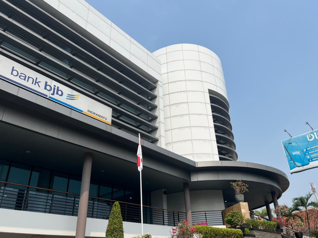 Kantor bank bjb cabang Indramayu sebagai tempat pelaksanaan kegiatan magang (Dokumentasi pribadi).