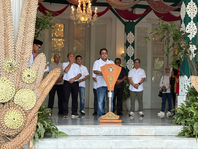 Wakil Gubernur DKI Jakarta Rano Karno dalam launching program 'Namu' di Balai Kota, Jakarta Pusat, Sabtu (17/10/2026). Foto: Nasywa Athifah/kumparan