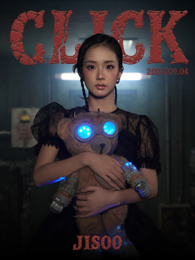 Blibli pasang video teaser "Get Ready to Click" di layar LED Jakarta yang memicu spekulasi kedatangan Jisoo BLACKPINK ke Indonesia menyusul proyek album "CLICK". Foto: Dok. Istimewa