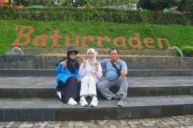 Di balik perbedaan pandangan tentang kebebasan, kasih sayang orang tua tetap menjadi bagian dari proses tumbuh dewasa. Sumber: Proboningrum Azzahra (Pribadi)
