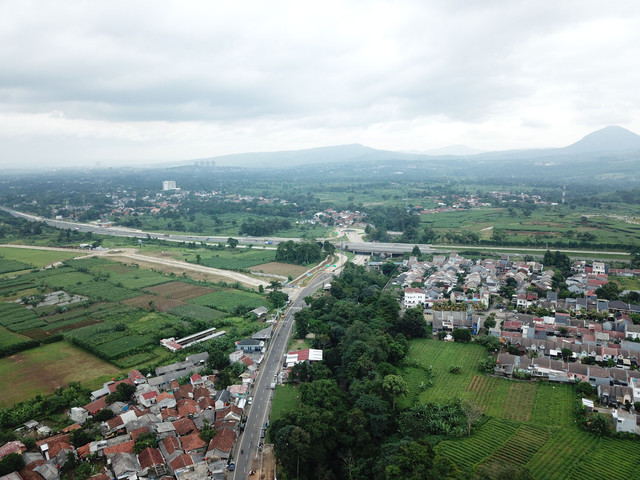Suburban View by Sundasyah - Sumber: Pexels