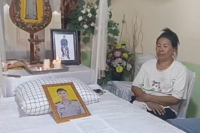 Ibu Antonius Fernandes, Ester Ida Seran, saat ditemui di kediamannya. Foto: Dok. kumparan