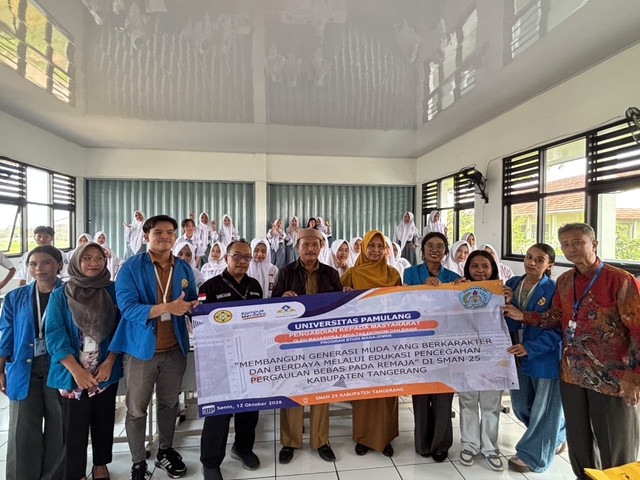 Sumber: Dokumentasi kegiatan PKM Universitas Pamulang di SMAN 25 Kabupaten Tangerang, 12 Oktober 2026.