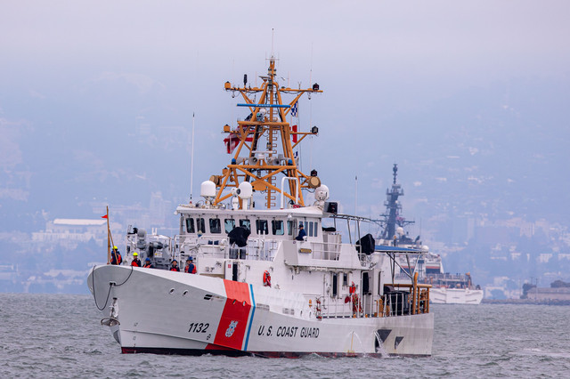 Ilustrasi Kapal Coast Guard (Pexels.com/Mazin Omron)