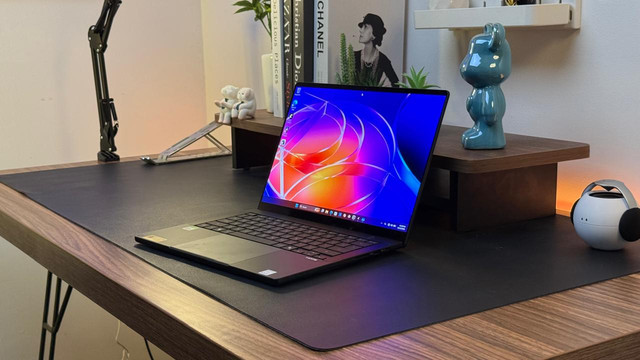 ASUS ProArt P14. Foto: Kevin Kurnianto/kumparan