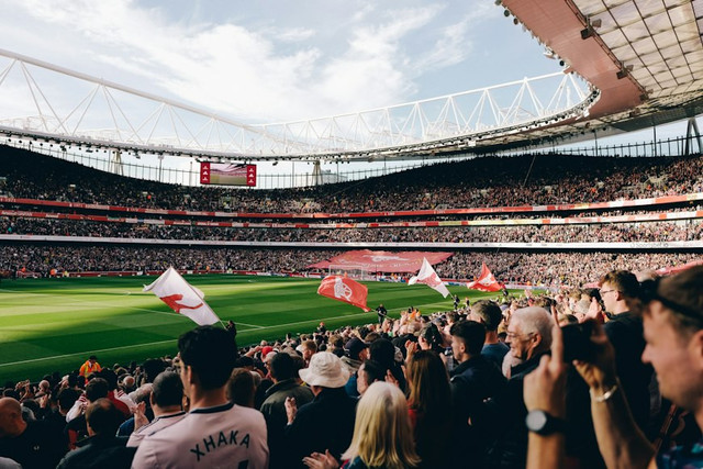 Ilustrasi Bayern vs Arsenal di Liga Champions 2026/2027. Foto: Unsplash