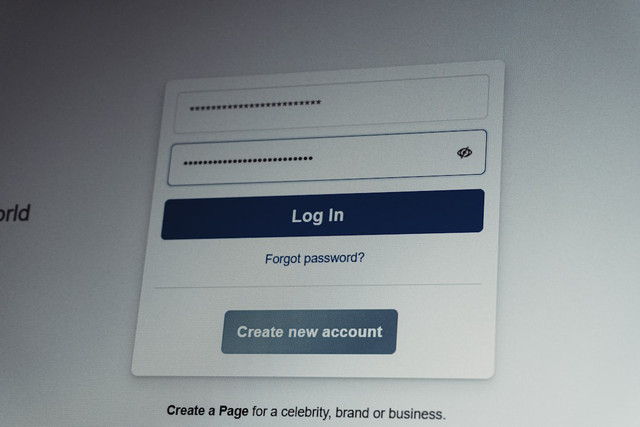 Ilustrasi Solusi UserID Using Space Are Not Permitted,Foto:Unsplash/Zulfugar Karimov