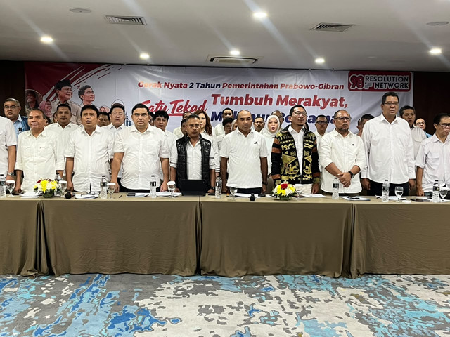 Komunitas aktivis 98 Resolution Network memaparkan pandangannya mengenai arah kebijakan pemerintahan Presiden Prabowo Subianto dan Wakil Presiden Gibran Rakabuming Raka dalam dua tahun pemerintahan. Foto: Dok. Istimewa