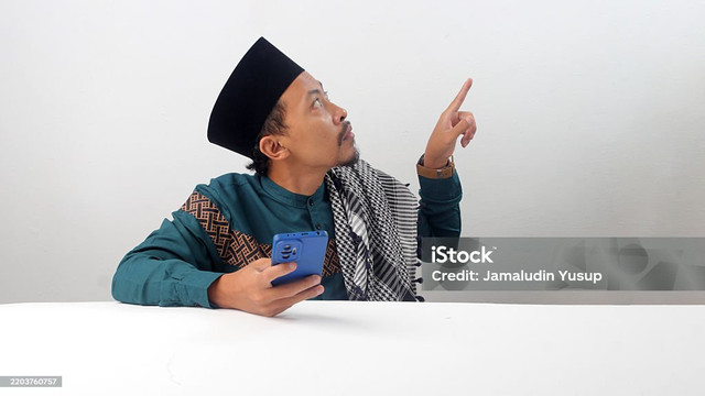 Menjaga Akhlak Muslim di Era Media Sosial, Sumber: Pixabay