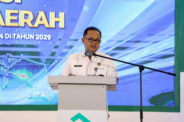 Plt. Kepala BSKDN Kemendagri Raden Gani Muhamad dalam Rapat Koordinasi Strategi Kebijakan Daerah untuk Penguatan Inovasi Daerah di Kota Medan, Rabu (21/10/2026). Foto: Dok. Kemendagri