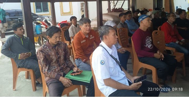 Peserta sekolah lapang dari unsur pembudidaya, penyuluh dan staf dinas perikanan (dok.istimewa)