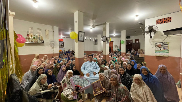 dokumentasi foto bersama pimpinan pondok pesantren 