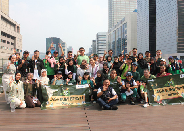 Kegiatan Cleanup dan Aktivasi RVM Sirsak & Trash Ranger di CFD (pribadi/Dimas Rahmat Naufal Wardhana)