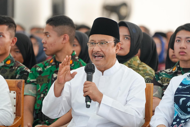 Mensos Saifullah Yusuf (Gus Ipul) menghadiri kegiatan Kolaborasi Program Prioritas Presiden dalam Rangka Membangun Sumber Daya Manusia Menuju Kemandirian Ekonomi di Sekolah Rakyat Terintegrasi (SRT) 1 Jombang, Jawa Timur, Kamis (22/10/2026). Foto: Dok Kemensos