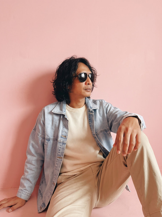 Ronald Dewa merilis album Galau Gagal Move On. Foto: Dok. Istimewa