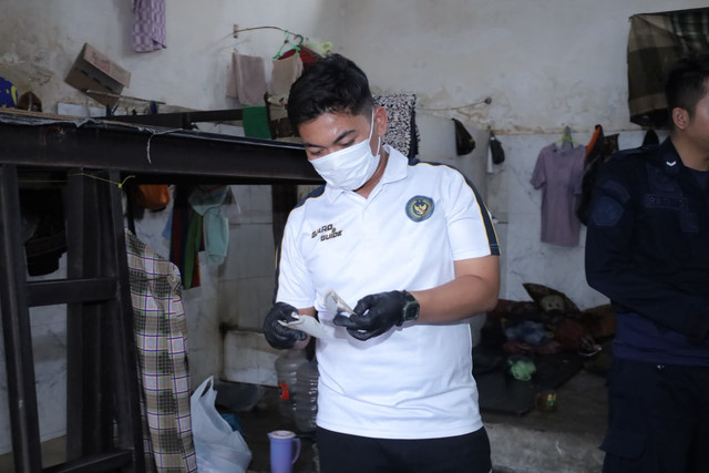 Penguatan Keamanan, Lapas Mojokerto Tingkatkan Pengawasan Kamar Hunian Warga Binaan (Foto:HumasLapasMoker)