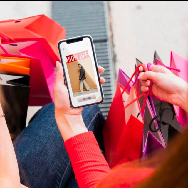 Ilustrasi belanja online. Sumber : Pexels.