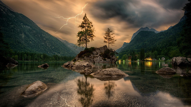 Image by Joe from Pixabay