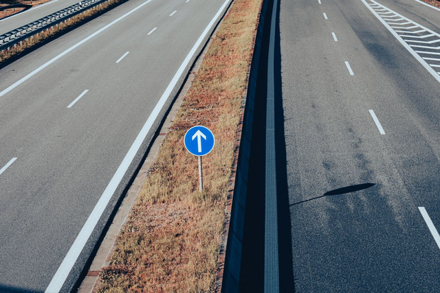 Ilustrasi tarif tol Gresik Malang 2026. Foto: Pexels