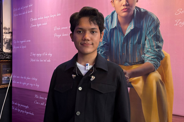 Penyanyi muda Mahardhika Jodie atau MJ saat ditemui di Kawasan Kemang, Jakarta Selatan, Senin (26/10/2026). Foto: Aprilandika Pratama/kumparan