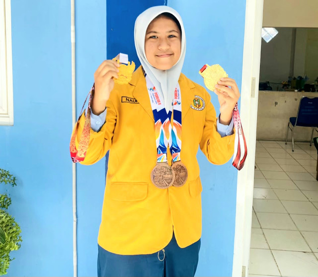 Naura Mercury Salsabilisa Kelas 9C MTs Muhammadiyah 2 Kedungadem (Sumber : Dokumentasi MTs Muda)