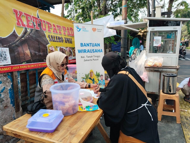 OK OCE PEDULI Bersama Rumah Zakat Dukung 10 UMKM Johar Baru Naik Kelas 2026