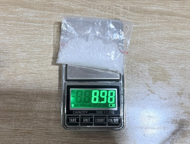 Seorang perempuan selundupkan sabu seberat 9 gram saat besuk napi di Lapas Kelas IIA Banceuy Bandung, Selasa (27/10/2026). Foto: Lapas IIA Banceuy Bandung