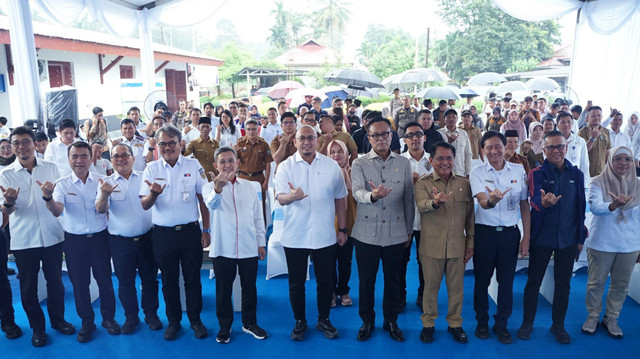 Pencanangan reaktivasi jalur kereta api Sumatera Barat resmi dilakukan di Kayu Tanam, Kabupaten Padang Pariaman, Selasa (27/10/2026). Foto: Dok. Istimewa