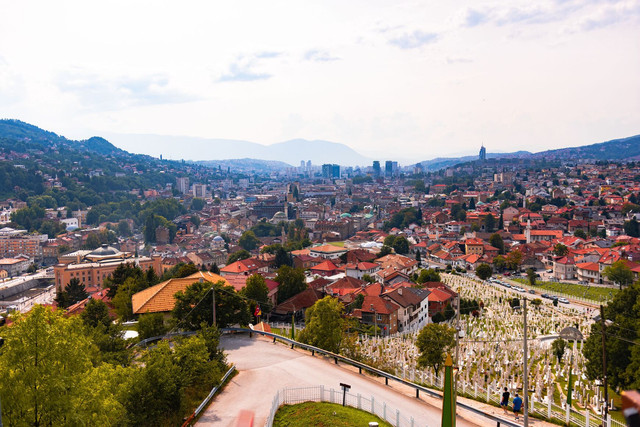 Pemandangan kota Sarajevo. Foto: Gökhan Baykal/Pexels/Free Lisence