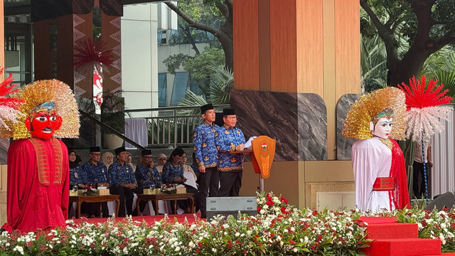 Gubernur DKI Jakarta Pramono Anung dalam agenda upacara peringatan Hari Sumpah Pemuda ke-98 di Balai Kota DKI Jakarta, Rabu (28/10/2026). Foto: Zahira Hilman/kumparan