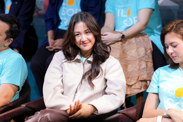Aktris Sherina Munaf dalam jumpa pers film Filosofi Teras di MD Place, Jakarta Selatan, Selasa (27/10). Foto: MD Pictures