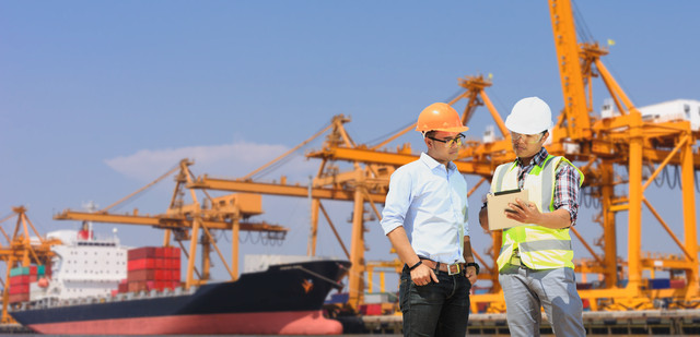 Optimalkan monitoring pembayaran dan rekonsiliasi transaksi kepelabuhanan Anda melalui Dashboard ACS Pelindo di Qlola by BRI. Cek selengkapnya! Foto: Mr.Cheangchai Noojuntuk/Shutterstock