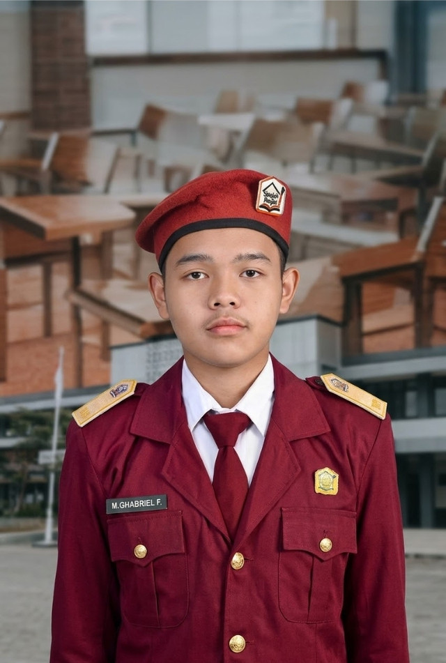 M. Ghabriel Febriansyah, mantan Ketua IPM Ranting MTs Muhammadiyah 2 Kedungadem periode 2023–2024, kini dipercaya menjadi Wakil Ketua OSIS SRMA 36 Bojonegoro periode 2026–2027 (Sumber : Gambar Di Edit Melalui AI Gemini)