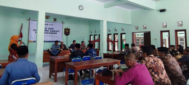 Perencanaan Program Kampung Zakat di Kalurahan Banjararum, Kulon Progo bersama pemangku kepentingan dan perwakilan dari masyarakat (Sumber: DT Peduli)