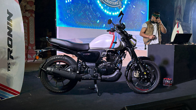 Peluncuran TVS Ronin Agonda di Indonesia, Kamis (29/10/2026). Foto: Sena Pratama/kumparan