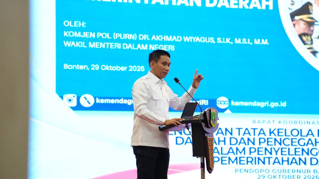 Wamendagri Akhmad Wiyagus pada Rakor Penguatan Tata Kelola Pemerintahan Daerah dan Pencegahan Korupsi dalam Penyelenggaraan Pemerintahan Daerah di Serang, Banten, Kamis (29/10/2026). Foto: Kemendagri RI