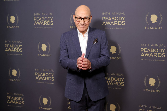 Patrick Stewart menghadiri Penghargaan Peabody Tahunan ke-84 di Beverly Wilshire, Hotel Four Seasons pada 09 Juni 2024 di Beverly Hills, California.  Foto: Kevin Winter/Getty Images/AFP