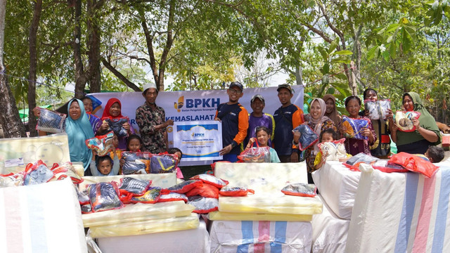 BPKH bersama Mitra Kemaslahatan DT Peduli, salurkan bantuan pangan dan logistik untuk penyintas gempa bumi di NTT (Sumber: DT Peduli)