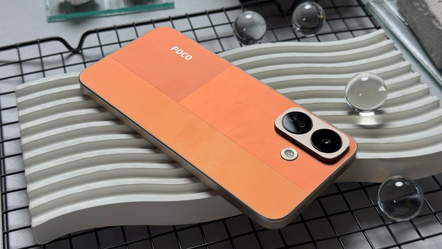 Smartphone POCO X8. Foto: kumparan/Kevin S. Kurnianto
