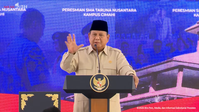 Presiden Prabowo Subianto berpidato saat Peresmian SMA Taruna Nusantara Kampus Cimahi yang berlokasi di Kota Cimahi, Provinsi Jawa Barat, pada Jumat (30/10/2026). Foto: YouTube/ Sekretariat Presiden