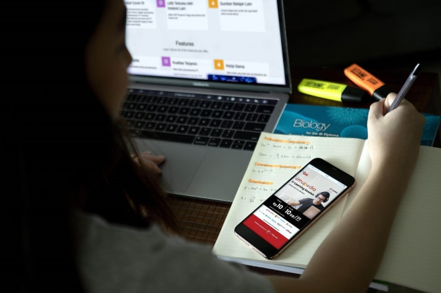 Cara menggunakan kouta belajar Telkomsel. Foto: Telkomsel