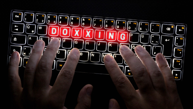 Ilustrasi Doxing. Foto: wsf-s/Shutterstock