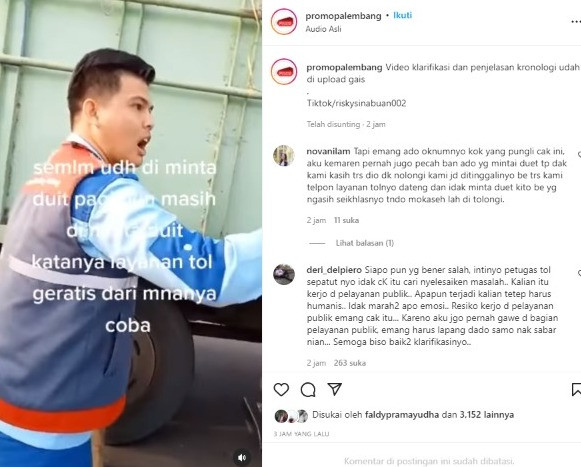 Video petugas tol dan pengendara yang viral di media sosial.