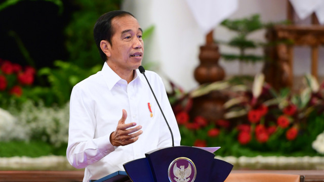 Presiden Joko Widodo pada Sidang Kabinet Paripurna, di Istana Negara, Bogor, Jawa Barat, Rabu (6/4/2022). Foto: Muchlis Jr/Biro Pers Sekretariat Presiden