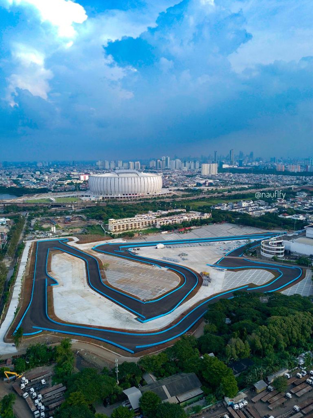 Foto udara lintasan Sirkuit Jakarta International E-Prix Circuit (JIEC) di kawasan Taman Impian Jaya Ancol, Jakarta. Foto: Instagram/@nauflfy